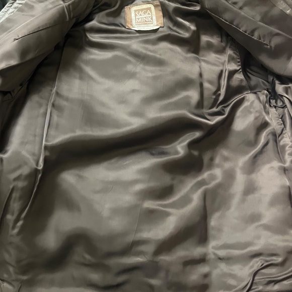 Vintage Saga mink fur coat - Picture 4 of 5